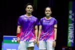 Tiga pasangan ganda campuran Indonesia sukses menembus perempatfinal Swiss Open 2026, dengan duel sesama wakil Merah Putih memastikan satu tiket semifinal.