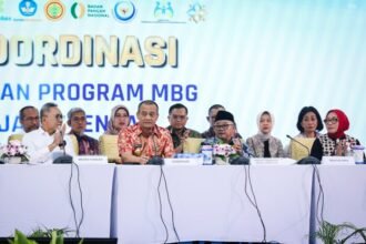 Mendikdasmen Abdul Mu’ti menegaskan ABT Rp 181 triliun difokuskan untuk revitalisasi sekolah dan digitalisasi pendidikan tanpa memangkas anggaran MBG.