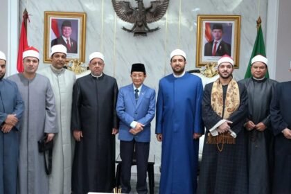 Menag Nasaruddin Umar menerima delegasi qari dan dai lulusan Al-Azhar Mesir yang akan melakukan safari dakwah Ramadan 1447 di berbagai wilayah Indonesia.