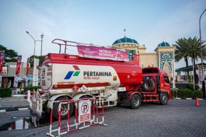 Stok BBM dan LPG dipastikan aman selama arus balik Lebaran 2026, pemerintah jamin distribusi energi tetap lancar di jalur utama pemudik.