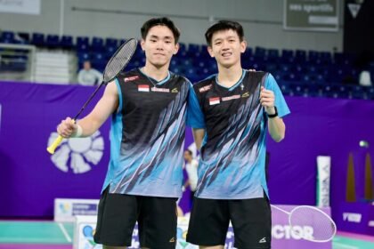 Raymond Indra/Nikolaus Joaquin tampil pantang menyerah dan sukses membalikkan keadaan untuk melaju ke perempat final Orleans Masters 2026.