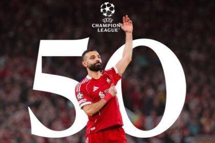 Mohamed Salah merayakan gol ke-50 di Liga Champions saat Liverpool menghancurkan Galatasaray 4-0.