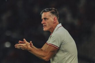 Debut John Herdman di GBK berbuah kemenangan telak 4-0 dan menghadirkan optimisme baru bagi masa depan Timnas Indonesia.