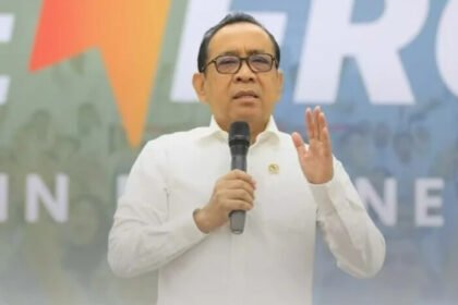 Menko PMK Pratikno mengungkapkan pemerintah sedang siapkan strategi hemat energi lintas sektor tanpa ganggu layanan publik.