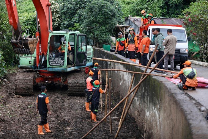 Tingkatkan Tata Kelola Sampah, DLH DKI Hentikan Operasional Emplasemen di TPU Tanah Kusir