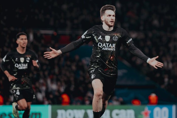 PSG tampil dominan saat mengalahkan Chelsea 5-2 pada leg pertama 16 besar Liga Champions di Parc des Princes.