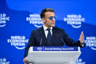 Macron Desak Solusi Diplomatik untuk Redam Ketegangan dengan Iran