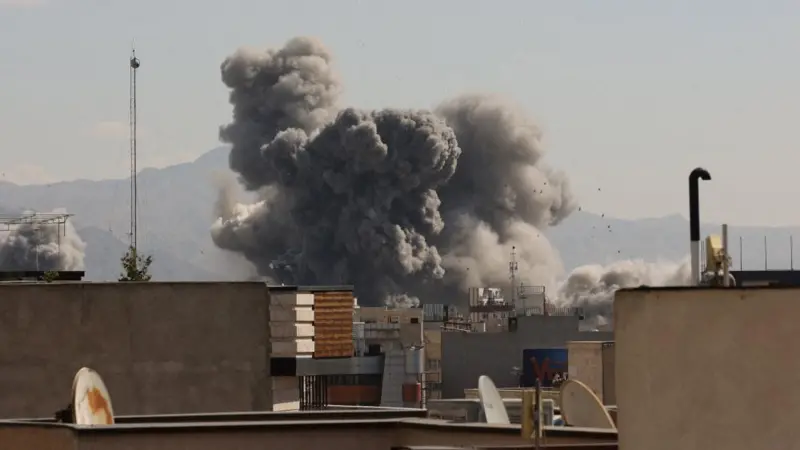 WNI Diminta Tunda Perjalanan ke Timur Tengah, Cek Nomor Darurat Untuk Perlindungan