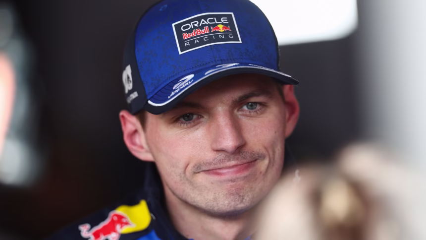 Max Verstappen Kesal Terpuruk di Kualifikasi GP China : "Mobil Ini Tidak Bisa Dikendalikan"