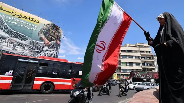 Iran Tegaskan Siap Hadapi Ancaman Blokade Selat Hormuz oleh AS