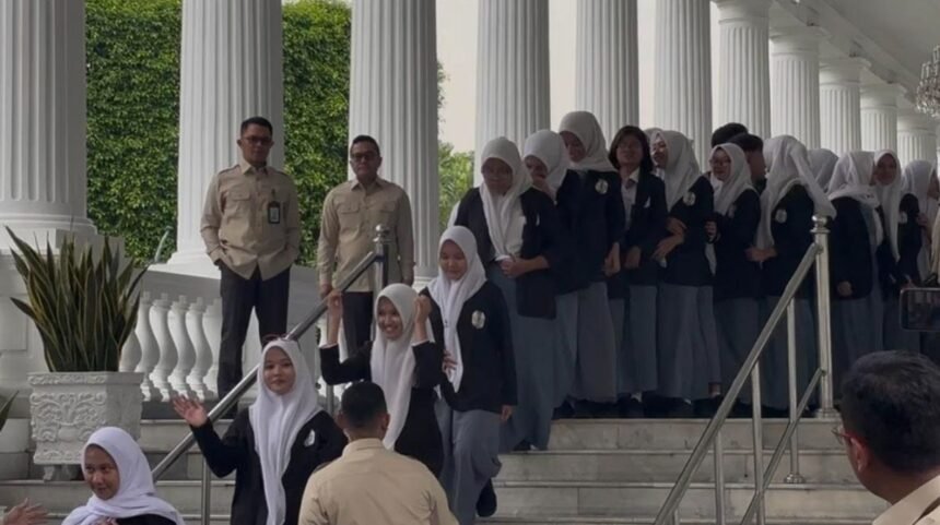 Dorong Generasi Muda Berprestasi, Presiden Prabowo Buka Istana untuk Pelajar