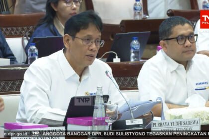 Sinyal "Ikat Pinggang" Kabinet: Menkeu Purbaya Prediksi Gaji Menteri Bakal Dipotong 25 Persen