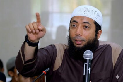 Khalid Basalamah Usai Diperiksa KPK soal Kuota Haji Khusus: Saya Datang Sebagai Saksi, Bukan Tersangka
