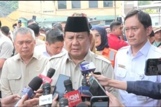 Presiden Prabowo Jenguk Korban Tabrakan KA di Bekasi, 7 Orang Dilaporkan Meninggal