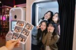 Ledakan tren photobox di Jakarta menunjukkan pergeseran dari hiburan sederhana menjadi simbol gaya hidup urban yang dipengaruhi media sosial, teknologi, dan budaya visual global.