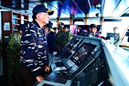 Show of Force TNI, Sinergi 20 Kapal Perang dan Jet Tempur F-16 Ratakan Sasaran di Laut
