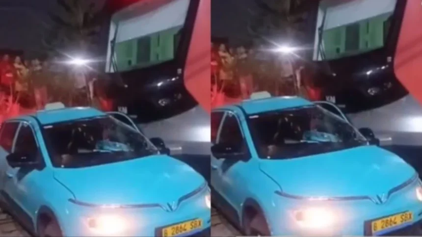 Usut Kecelakaan Kereta di Bekasi, Kemenhub Panggil Taksi Green SM