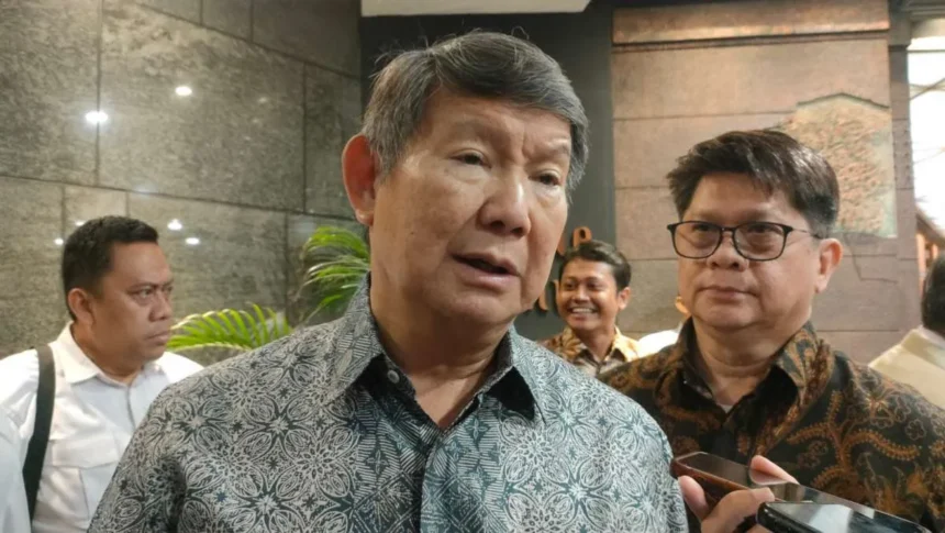 Pajak E-Commerce Harusnya Rp100 Triliun Tapi Cuma Setor Rp8 T, Hashim: Sisanya ke Mana?