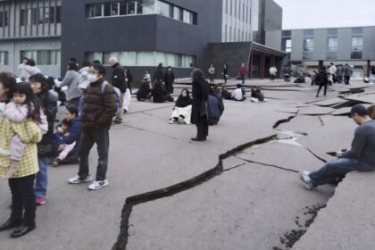 Gempa M7,5 Guncang Jepang Utara, Peringatan Tsunami 3 Meter Dikeluarkan