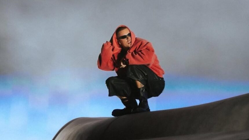 Bieberchella 2026: Dibayar Rp170 Miliar, Justin Bieber Malah Tampil "Santuy" Pakai Hoodie dan Laptop