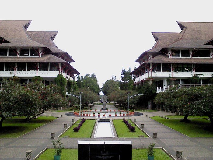 Lirik "Erika" Berujung Petaka: HMT-ITB Minta Maaf Usai Lagu Orkesnya Dinilai Lecehkan Perempuan