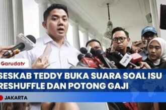 Seskab Beri Sinyal Reshuffle Kabinet dan Tanggapi Wacana Pemotongan Gaji Menteri