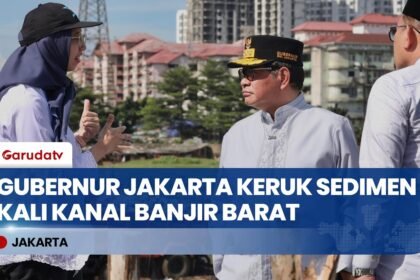 Kendalikan Banjir, Gubernur Pramono Anung Tinjau Pengerukan Kali Kanal Banjir Barat