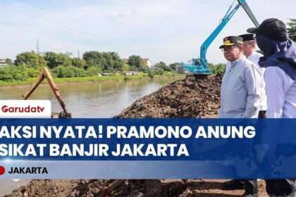 Pantau Langsung Pengerukan Kali, Pramono Anung Targetkan Jakarta Bebas Banjir di 2026!