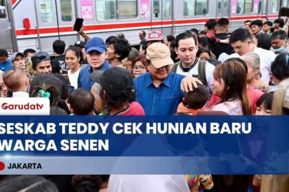 GERCEP! Seskab Teddy Tinjau Hunian Baru Warga Pinggir Rel Senen: Dari Kumuh Jadi Layak Huni!