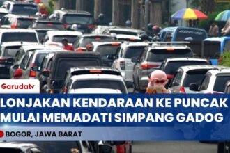 PUNCAK MACET PARAH! 15 Ribu Kendaraan Serbu Gadog, Polisi Langsung Terapkan One Way!
