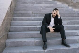 6 Cara Ampuh Mengatasi Quarter Life Crisis di Usia 20-an