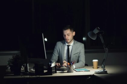 9 Tips Menjaga Kesehatan Saat Bekerja Shift Malam