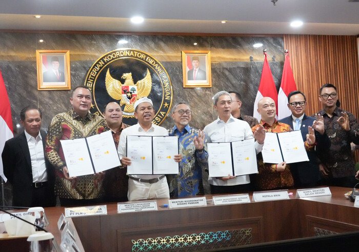 Pemerintah percepat proyek listrik berbasis sampah di tiga wilayah strategis sebagai solusi krisis lingkungan dan energi.