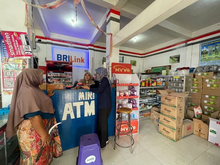 Kisah Inspiratif Mantri BRI di Lombok, Sosok Perempuan Berdaya Gerakkan Ekonomi Masyarakat Sekitar 3 Kisah Inspiratif Mantri BRI di Lombok, Sosok Perempuan Berdaya Gerakkan Ekonomi Masyarakat Sekitar