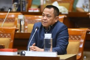 Evaluasi TKA didorong DPR untuk meningkatkan kualitas pendidikan dan mengukur kemampuan dasar siswa secara lebih komprehensif.