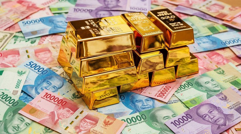 Harga emas Pegadaian hari ini stabil untuk UBS, Antam, dan Galeri24, investor cermati peluang.