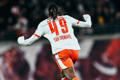 Yan Diomande tampil impresif bersama RB Leipzig di Bundesliga dan kini jadi incaran klub-klub elite Eropa.