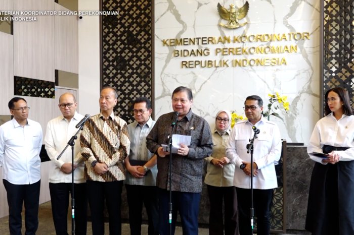 Pemerintah nolkan bea masuk LPG dan bahan baku plastik demi menjaga stabilitas harga dan daya beli masyarakat.