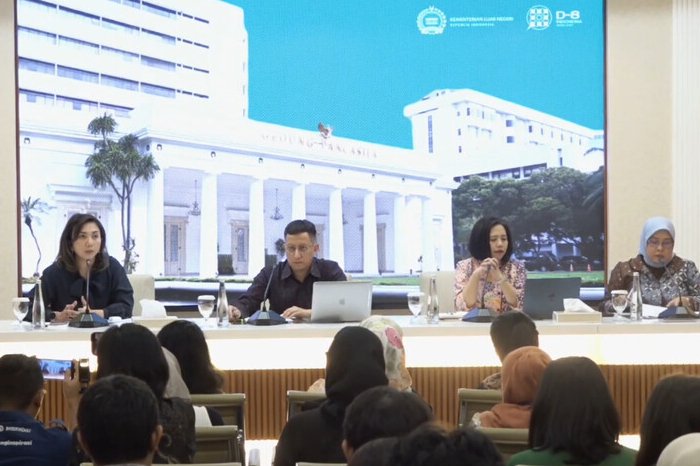 Indonesia dorong perdamaian permanen usai gencatan senjata Iran dan Amerika Serikat.