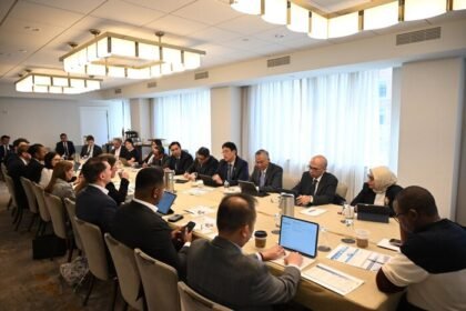 Menkeu Purbaya ungkap kepercayaan IMF, Bank Dunia, dan investor global terhadap kebijakan fiskal Indonesia di Washington DC.