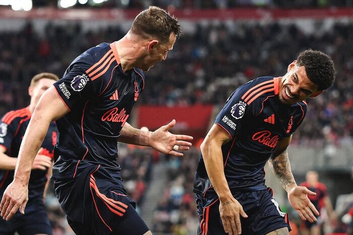 Nottingham Forest tampil menggila dengan kemenangan 5-0 atas Sunderland dalam laga krusial Premier League.