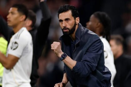 Kartu merah Camavinga memicu kontroversi dalam kekalahan Real Madrid dari Bayern Munich di Liga Champions 2026.