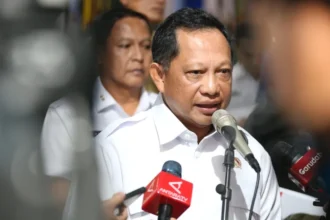 WFH ASN setiap Jumat diawasi ketat dengan teknologi geo-location untuk cegah libur panjang terselubung.