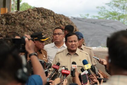 Model TPST Banyumas jadi sorotan nasional setelah Presiden Prabowo menargetkan pengendalian sampah Indonesia dalam 2–3 tahun.