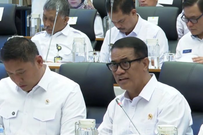 Pemerintah perketat pengawasan harga pangan dan pastikan stok beras melimpah jelang dampak El Nino 2026.