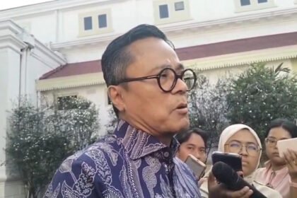 Pemerintah percepat merger 15 BUMN logistik untuk membentuk satu entitas nasional yang lebih kuat dan efisien.