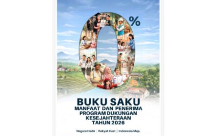 Peluncuran buku saku '0% Kemiskinan' menjadi langkah strategis pemerintah memperkuat komunikasi publik terkait program kesejahteraan nasional.