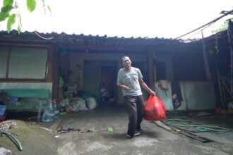 Program Sekolah Rakyat 2026 membuka akses pendidikan gratis lengkap bagi anak dari keluarga miskin, termasuk anak penyandang disabilitas.