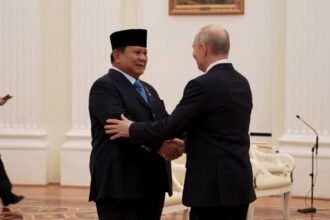 Presiden Prabowo Subianto sampaikan ucapan Hari Kosmonaut dan Paskah kepada Vladimir Putin di Kremlin, perkuat diplomasi Indonesia-Rusia.