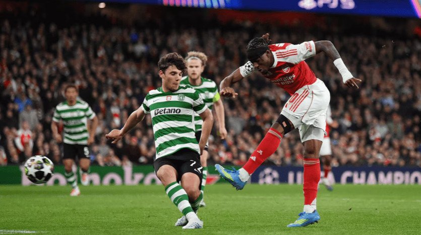 Arsenal memastikan tiket semifinal Liga Champions usai menahan imbang Sporting tanpa gol di Emirates.